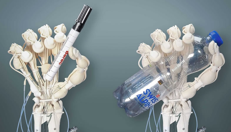 Desarrollan mano robótica con huesos, ligamentos y tendones mediante impresión 3D