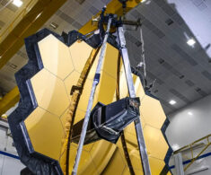Telescopio James Webb detecta gas metano en la atmósfera del exoplaneta WASP-80 b