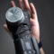 GyroGear desarrolla guante que detiene temblores en personas con Parkinson